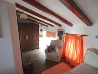 Недвижимость Трёхкомнатная квартира, Центр: 10