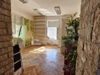 Недвижимость Трехкомнатная квартира в Центре: 5