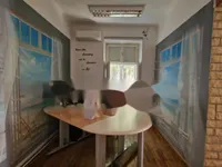 Недвижимость Трехкомнатная квартира в Центре: 7