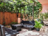 Недвижимость Двухкомнатная квартира в центре: 4