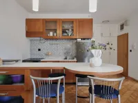 Недвижимость Двухкомнатная квартира в центре: 14