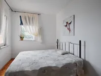 Недвижимость Двухкомнатная квартира в центре: 17