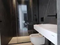 Недвижимость Трехкомнатная квартира, Центр: 8