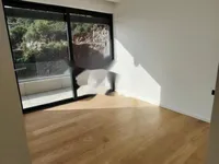 Недвижимость Трехкомнатная квартира, Центр: 16