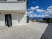 Недвижимость Трёхкомнатная квартира в Центре: 12