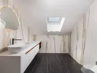 Недвижимость Трехкомнатная квартира в центре: 17