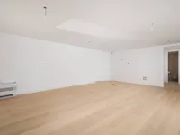 Недвижимость Трехкомнатная квартира, центр: 16