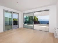 Недвижимость Трёхкомнатная квартира в центре: 10