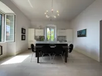 Недвижимость Трёхкомнатная квартира Центр: 2