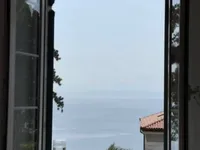 Недвижимость Трёхкомнатная квартира Центр: 4