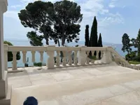 Недвижимость Трёхкомнатная квартира Центр: 15