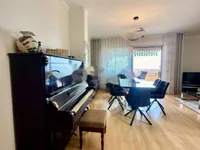 Недвижимость Трёхкомнатная квартира Центр: 12