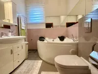 Недвижимость Трёхкомнатная квартира Центр: 18