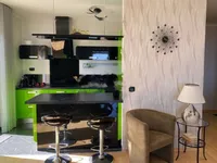 Недвижимость Трёхкомнатная квартира Центр: 21