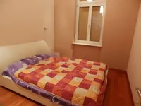 Недвижимость Трехкомнатная квартира в центре: 17