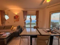 Недвижимость Четырёхкомнатная квартира в центре: 12