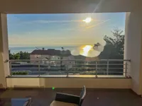 Недвижимость Трехкомнатная квартира в центре Опатии: 19