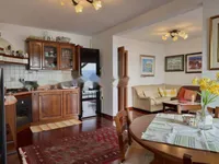 Недвижимость Трехкомнатная квартира, Центр: 5