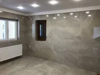 Недвижимость Трехкомнатная квартира в центре: 12