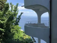 Недвижимость Трехкомнатная квартира в центре: 24