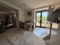 Недвижимость Двухкомнатная квартира Центр: 2