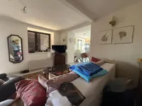 Недвижимость Двухкомнатная квартира Центр: 6