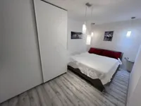 Недвижимость Двухкомнатная квартира в Центре: 8