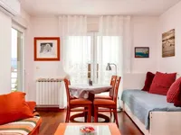 Недвижимость Двухкомнатная квартира, Опатия: 3