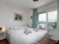 Недвижимость Двухкомнатная квартира, Опатия: 10