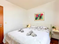 Недвижимость Двухкомнатная квартира, Опатия: 12