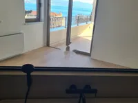 Недвижимость Четырехкомнатная квартира, Опатия: 9