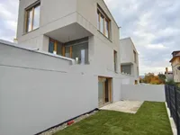 Недвижимость Дом с террасой Шентвид: 1