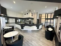 Недвижимость Коммерческое помещение: 1