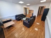 Недвижимость Офисное помещение ВТЦ Бежиград: 4