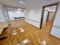 Недвижимость Офисное помещение ВТЦ Бежиград: 5