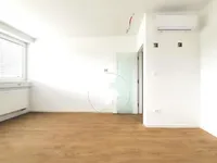 Недвижимость Коммерческое помещение Вич: 5