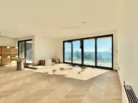 Недвижимость Четырехкомнатная квартира, Опатия: 1