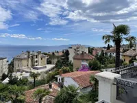 Недвижимость Четырехкомнатная Квартира Центр: 1