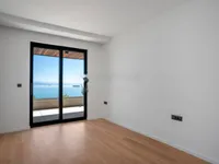 Недвижимость Четырёхкомнатная квартира в центре Опатии: 11