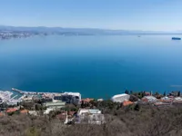 Недвижимость Четырёхкомнатная квартира в центре Опатии: 17