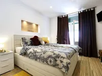 Недвижимость Двухкомнатная квартира, центр: 10