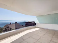 Недвижимость Трёхкомнатная квартира центр: 3