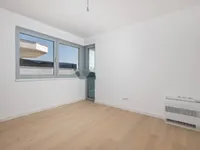 Недвижимость Трёхкомнатная квартира центр: 20