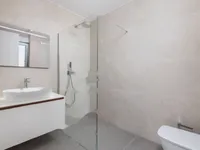 Недвижимость Трёхкомнатная квартира центр: 26