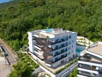 Недвижимость Трёхкомнатная квартира центр: 33