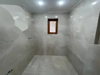 Недвижимость Трехкомнатная квартира в центре: 16