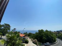 Недвижимость Трёхкомнатная квартира, центр: 7