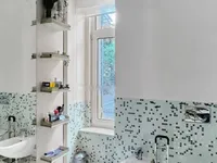 Недвижимость Трехкомнатная квартира в центре: 23