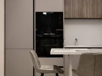 Недвижимость Трехкомнатная квартира в центре: 9