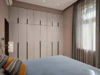 Недвижимость Трехкомнатная квартира в центре: 20